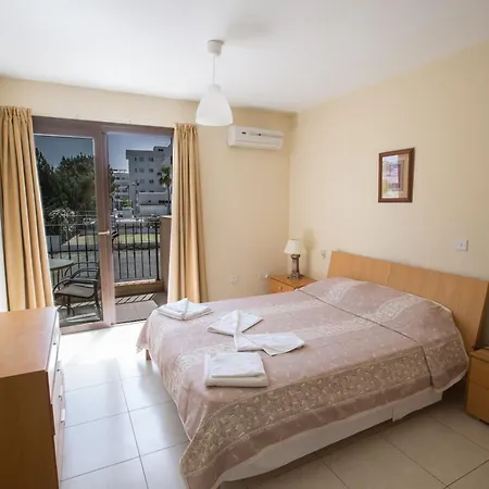 Gemuetliche Fuer 4 Personen Айя-Напа
